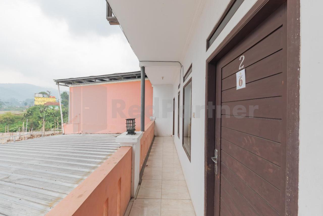 Pondok Hefi Ciwidey Mitra Reddoorz Exterior foto